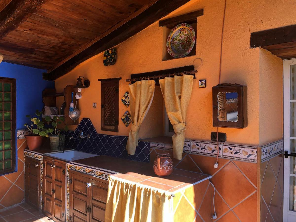 Casa Rural De Anil - Jardin Privado, Wifi, Netflix Y Aire Acondicionado Guest House Velliza Екстериор снимка